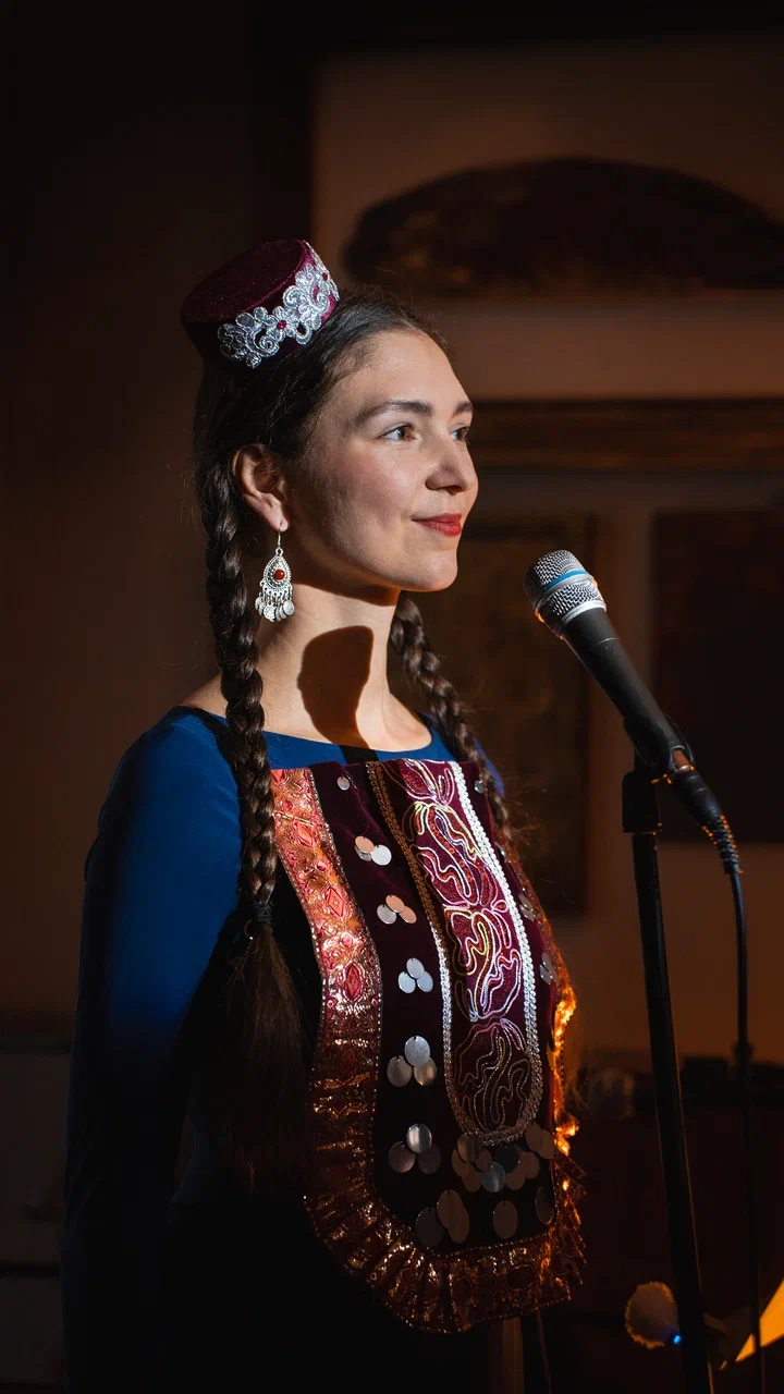 Adelia Akhmetova